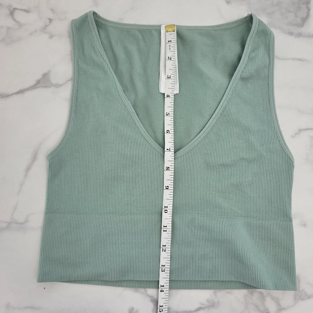 Forever 21 Ribbed Sage Green Crop Tank  Medium/Large - Picture 12 of 13